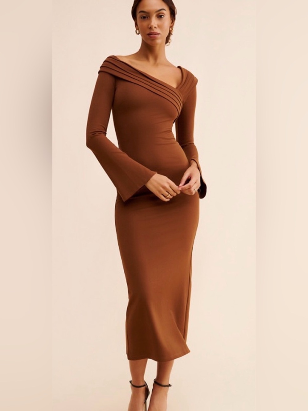 NWT: Elexiay Chocolate Brown Off-Shoulder Midi Dress, Bell Sleeves, GORGEOUS! Sm